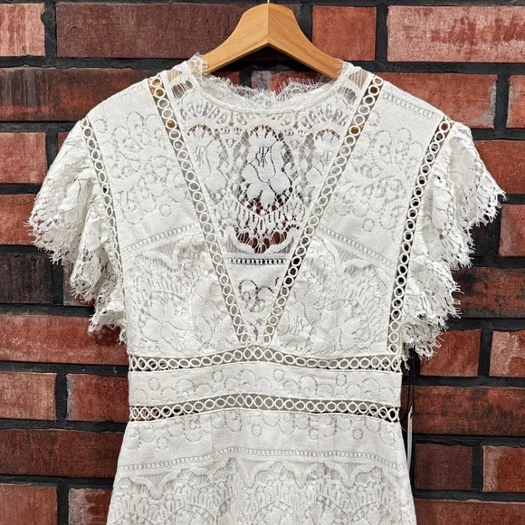 Saylor Shanice Ruffle-Sleeve Back-Cutout Lace Romper - Picture 6 of 16